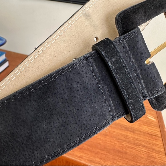 SOLD Vintage Black Suede Belt S/M - Picture 4 of 8